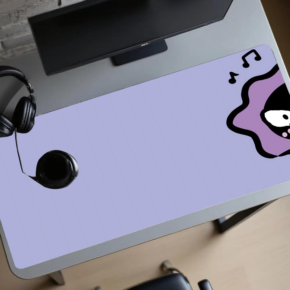 Süße Lila Ausdrucks-Mausmatte  – Desk Setup Gadgets Bewertung und Preis